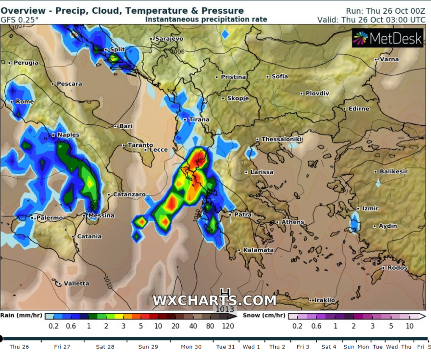Καιρός - 28η Οκτωβρίου: Με καλό καιρό οι παρελάσεις - Εξασθενούν από το μεσημέρι οι καταιγίδες στα δυτικά