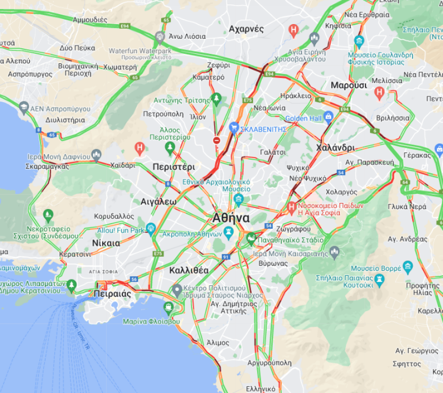 Κίνηση στους δρόμους: Χαμηλές ταχύτητες στον Κηφισό – Μεγάλες καθυστερήσεις άνω των 20 λεπτών στην Αττική Οδό