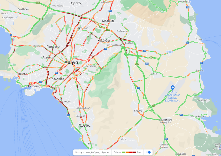 Κίνηση στους δρόμους: Ταλαιπωρία στον Κηφισό - Έπεσαν μπάζα από φορτηγό στο ύψος του Ρέντη