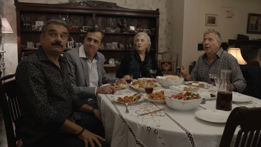 «ΣΤΑ ΣΥΝΟΡΑ»: Σήμερα στο STAR στις 20:50 με νέο διπλό επεισόδιο!