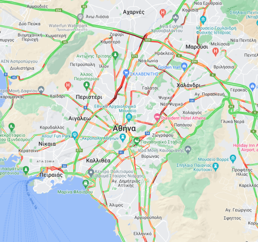 Κίνηση στους δρόμους: Πάνω από 30 λεπτά οι καθυστερήσεις στην Αττική Οδό - Χάος από μποτιλιάρισμα και στον Κηφισό 