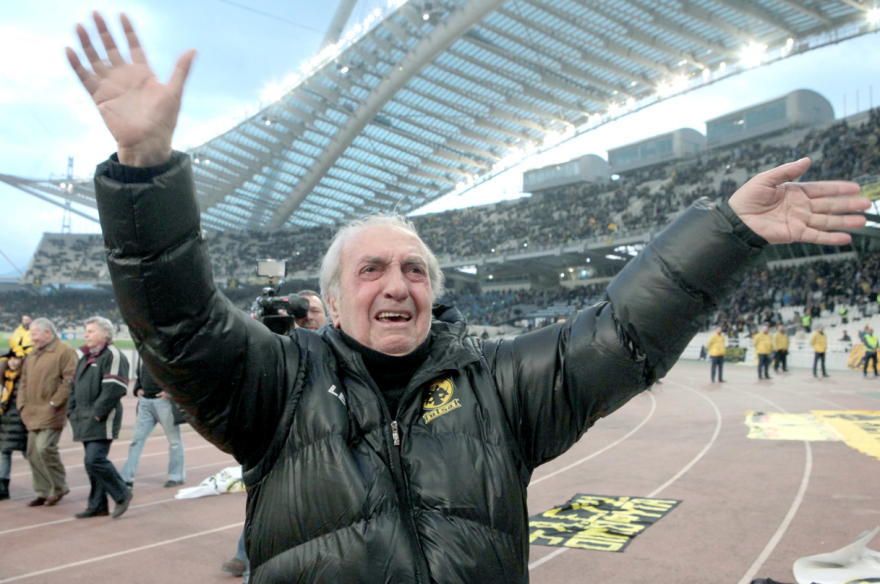 Κώστας Νεστορίδης: Η μυθιστορηματική ζωή του μεγάλου γκολτζή της ΑΕΚ - Βίντεο και φωτογραφίες