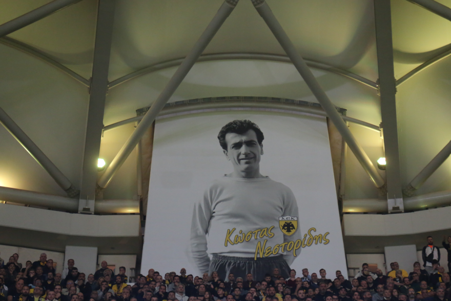 Κώστας Νεστορίδης: Η μυθιστορηματική ζωή του μεγάλου γκολτζή της ΑΕΚ - Βίντεο και φωτογραφίες