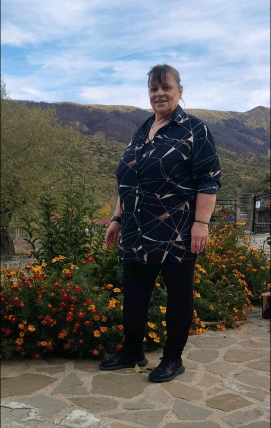 Βιολέτα του Γράμμου: Η ατρόμητη κτηνοτρόφος που έχει έρθει αντιμέτωπη με αρκούδες και λύκους - «Εδώ είναι η ζωή μου»