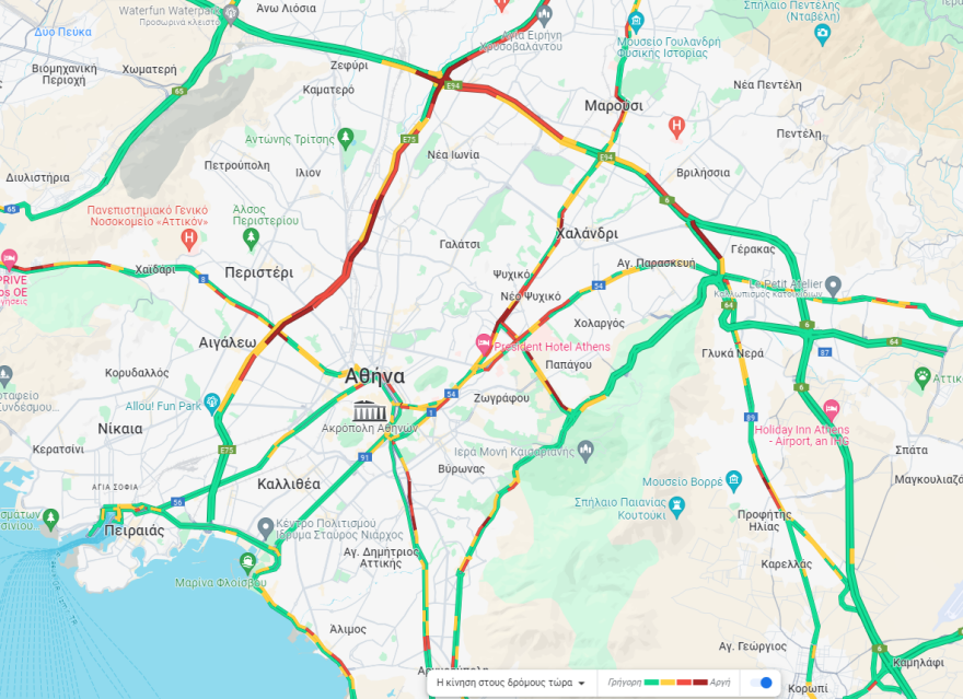Κίνηση στους δρόμους: Καλύτερη η εικόνα σε Κηφισό και Κηφισίας - Χαμηλές ταχύτητες στην Αττική Οδό στην έξοδο για Λαμία