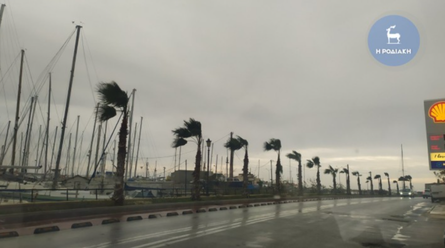 Καιρός: Προειδοποίηση Αρναούτογλου για ισχυρές βροχές στη Ρόδο τις επόμενες ώρες 