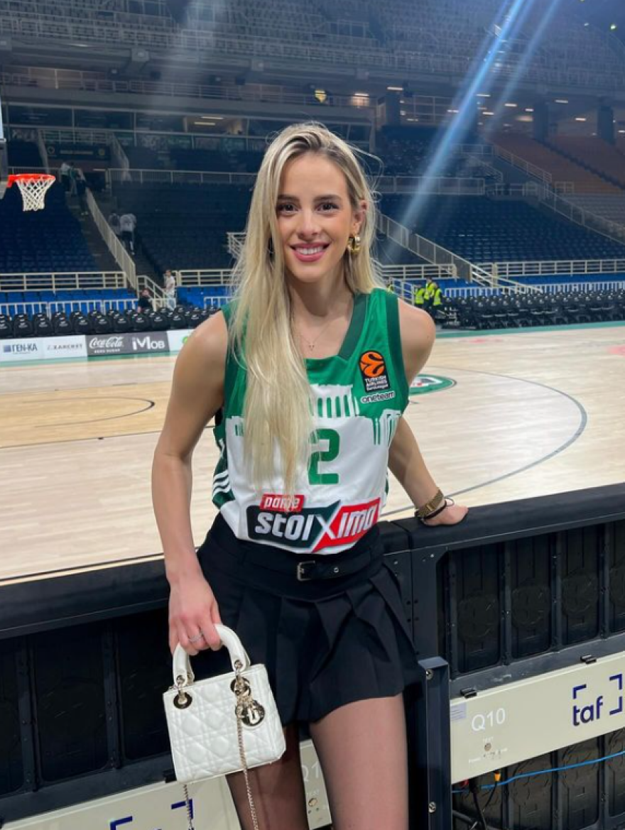 Παναθηναϊκός: Έβαλε... φωτιά στο ΟΑΚΑ η σύντροφος του Βιλντόσα - Βίντεο, φωτογραφίες 