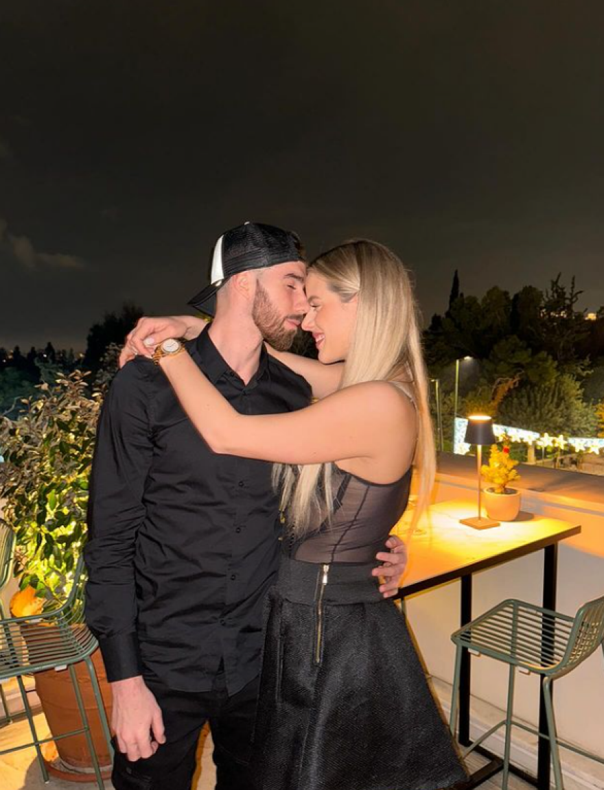 Λούκας Βιλντόσα: Στην αγκαλιά της συντρόφου του άλλαξε τον χρόνο ο άσος του ΠΑΟ - Φωτογραφίες 