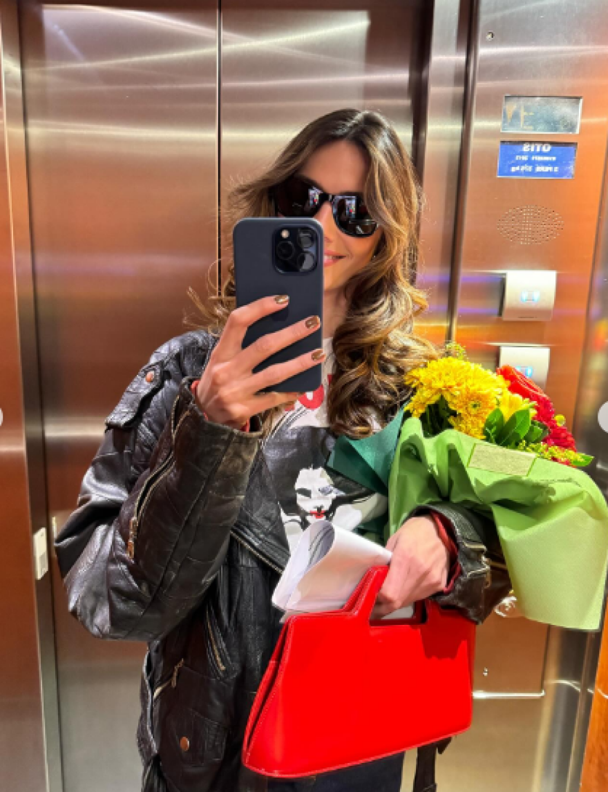 Ηλιάνα Παπαγεωργίου: Ποζάρει ντυμένη στα λεοπάρ - Δείτε φωτογραφίες