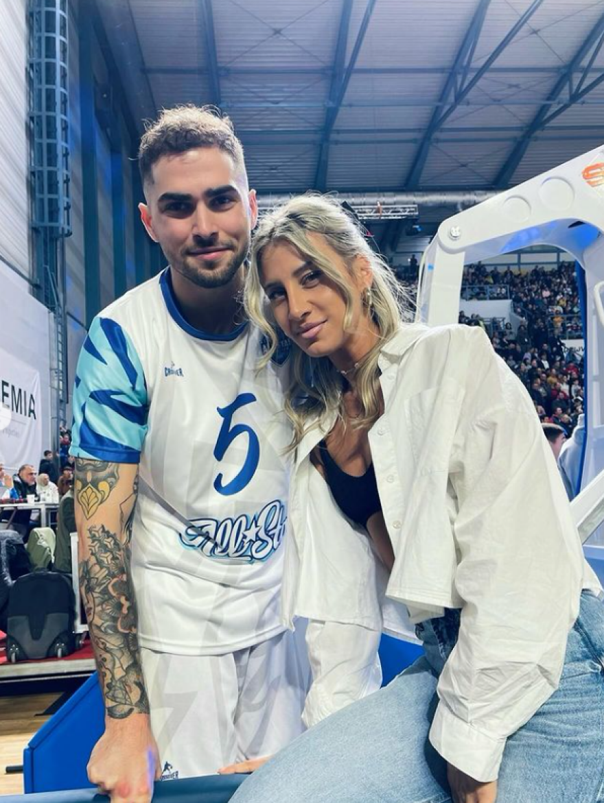 Δεν λογαριάζει ομάδες ο έρωτας - Τον ζουν με πάθος ο Τολιόπουλος του Άρη και η Χατζηπαρασίδου του ΠΑΟΚ - Φωτογραφίες 