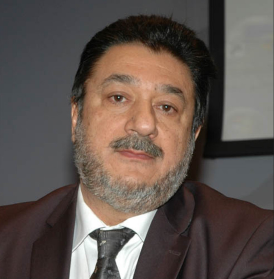 Το βιογραφικό του πρώην προέδρου του Εθνικού Κήπου και ο αμισθί διορισμός του Ανδρέα Γ. Παπανδρέου