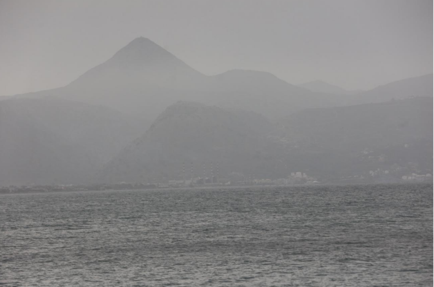 Καιρός: Αφρικανική σκόνη με ζέστη διαρκείας - Αποπνικτική ατμόσφαιρα στην Αττική