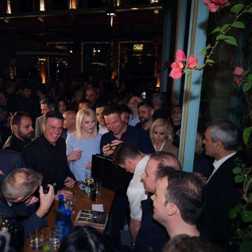  Το μήνυμα του Κασσελάκη για τα γενέθλιά του: Έτοιμοι για τις νέες μάχες που έχουμε να δώσουμε - Δείτε φωτογραφίες