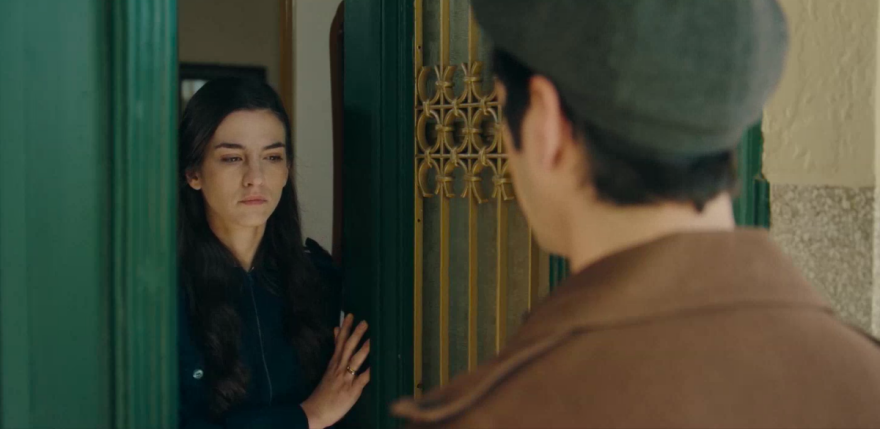 Το Ναυάγιο: Ιπποκράτης αποκαλύπτει στην Ειρήνη το παρελθόν του πραγματικού Αντώνη