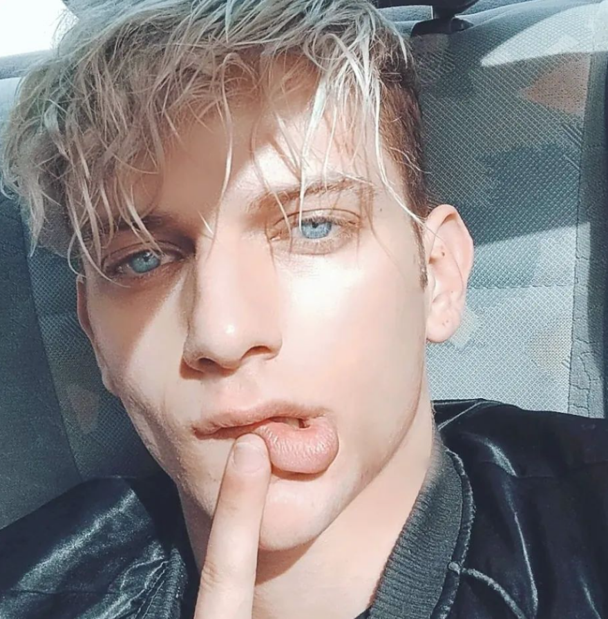 Ερμής Καραγιάννης: Την ημέρα που αυτοκτόνησε μου έστελνε περίεργα μηνύματα, λέει ο Τάσος Ξιαρχό