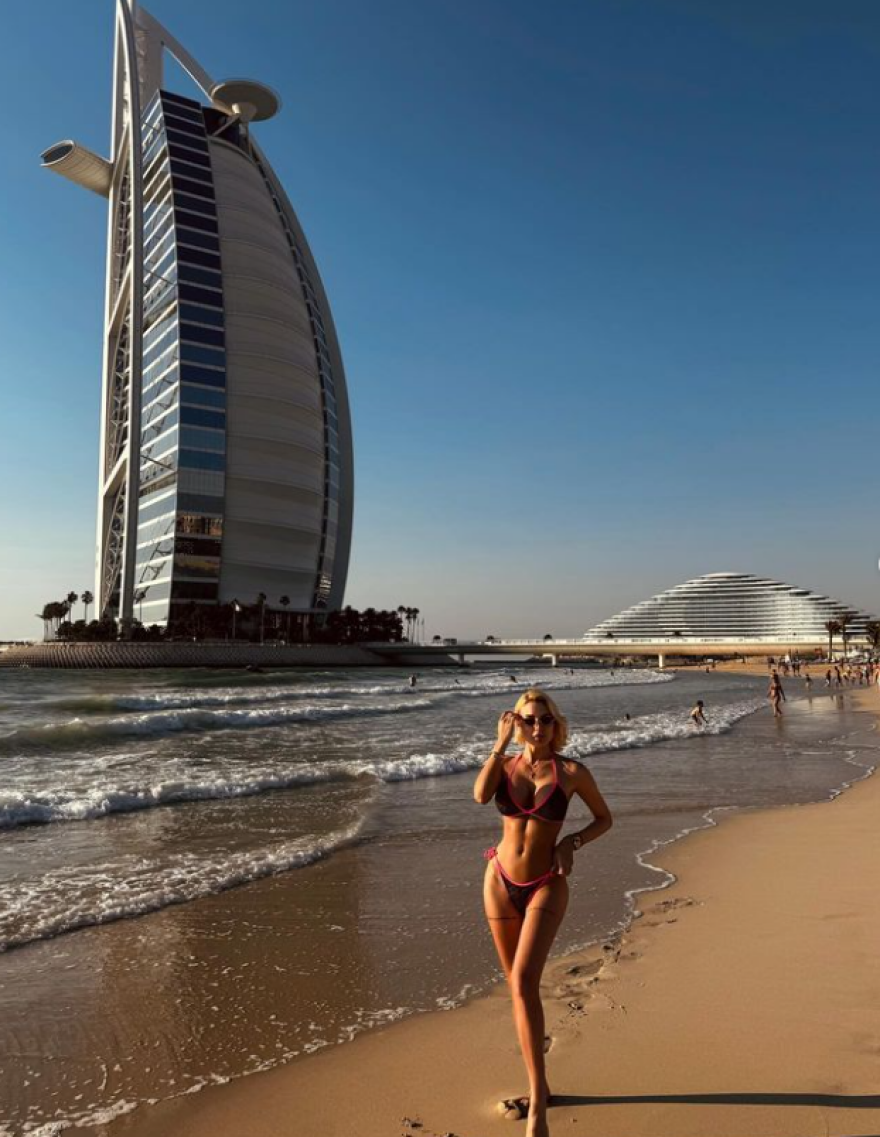 Αλεξάνδρα Παναγιώταρου: Ποζάρει με μπικίνι στο Ντουμπάι - Δείτε τις φωτογραφίες
