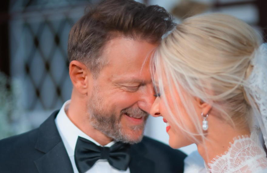 Κώστας Καραφώτης - Κάτια Μάνου: Η πρώτη ανάρτηση μετά τον γάμο και το «ευχαριστώ» στους κουμπάρους τους