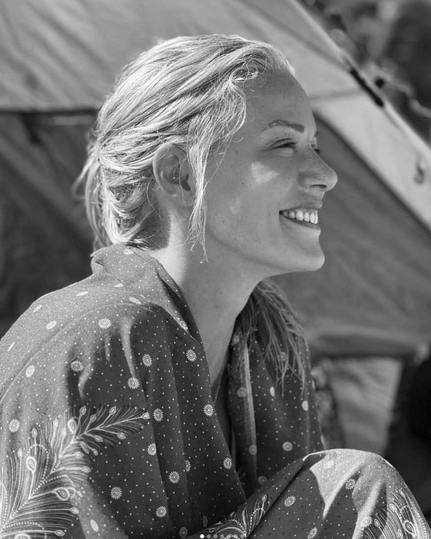 Ζέτα Μακρυπούλια: Topless στην Κύθνο η παρουσιάστρια - Δείτε τη φωτογραφία