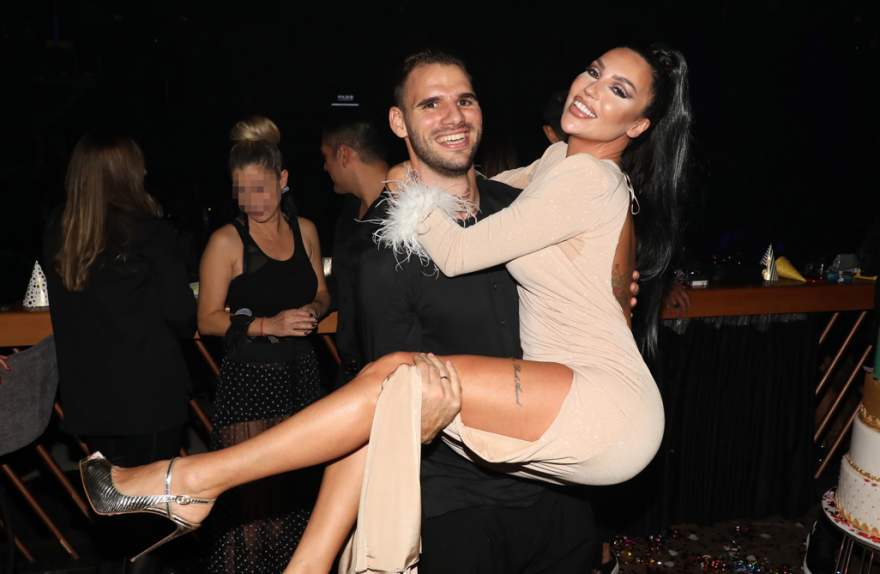 Ζέτα Θεοδωροπούλου: Περνά το καλοκαίρι με τα παιδιά της, μετά τον χωρισμό με τον Παναγιώτη Ταχτσίδη 