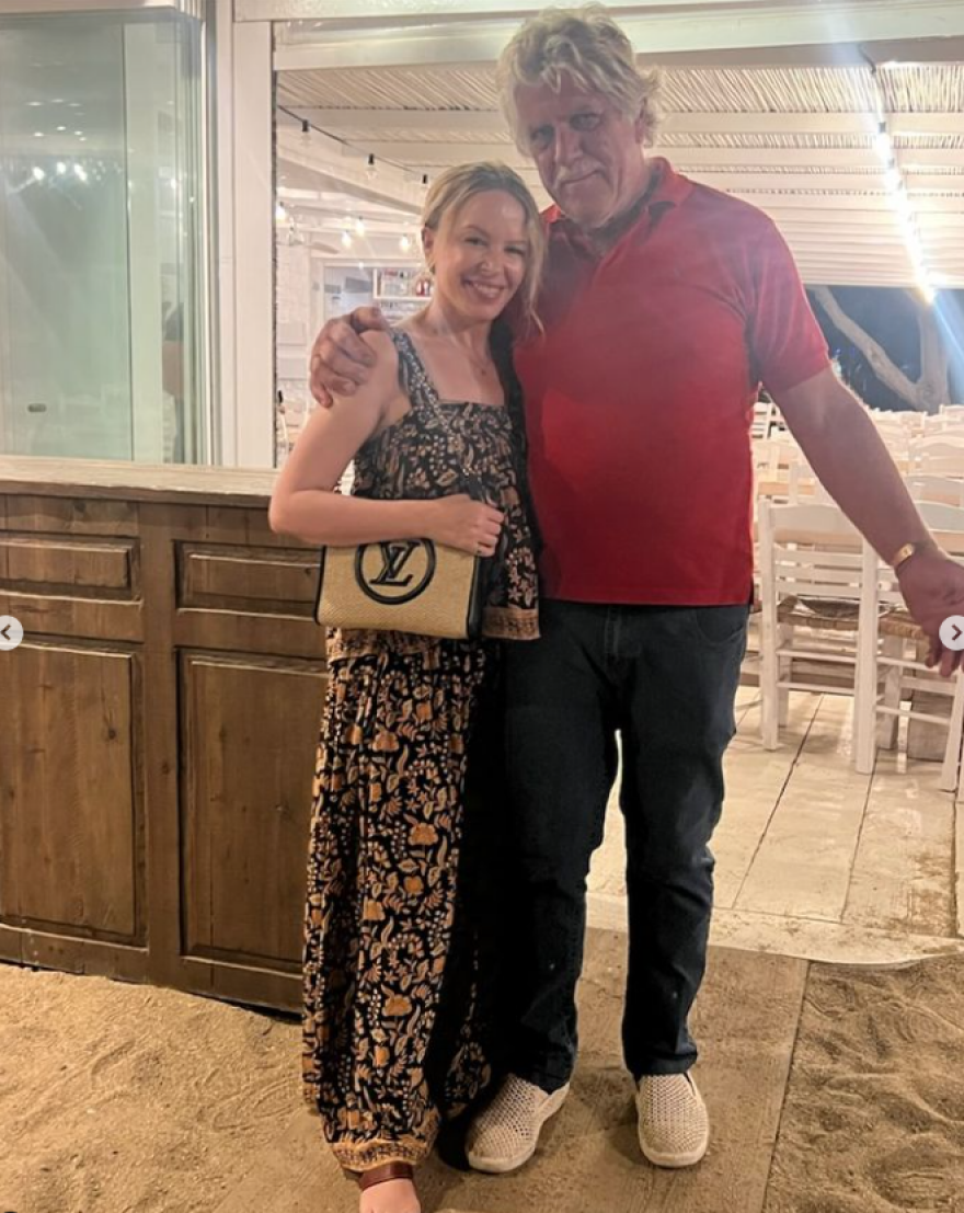 Κάιλι Μινόγκ: Αποθεώνει τη Μύκονο στα εκατομμύρια ακολούθων της στο Instagram - Δείτε φωτογραφίες