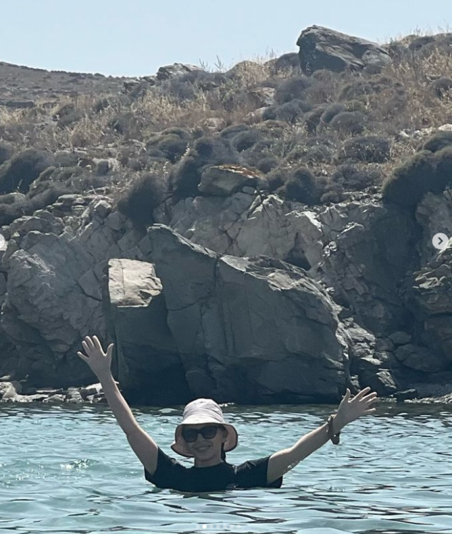 Κάιλι Μινόγκ: Αποθεώνει τη Μύκονο στα εκατομμύρια ακολούθων της στο Instagram - Δείτε φωτογραφίες