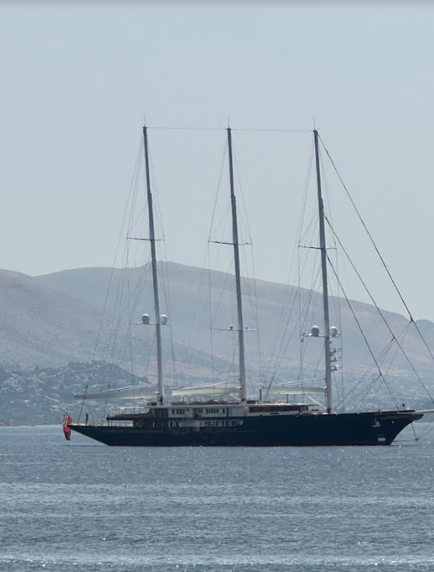 Αθηναϊκή Ριβιέρα: Τα... μυστήρια με τον Μπέζος, ο Λίαμ, η Κάιλι και η Κιμ