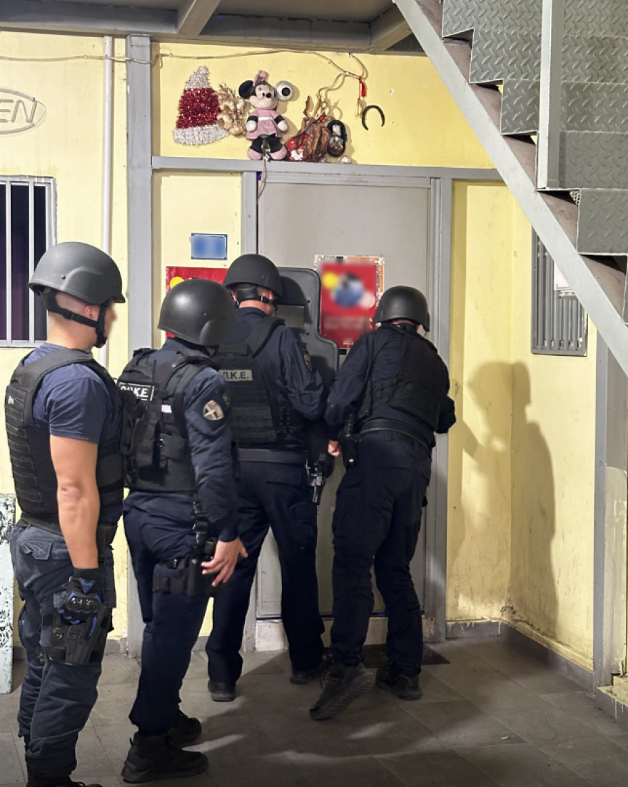 Εξαρθρώθηκε κύκλωμα μαστροπείας που δρούσε στο Μεταξουργείο