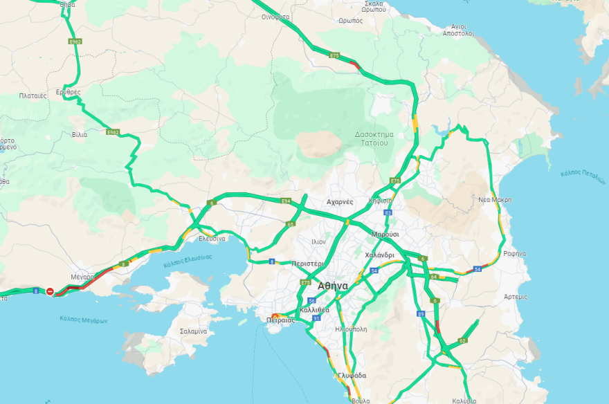 Αγίου Πνεύματος 2024: Με καθυστερήσεις στην Αθηνών-Κορίνθου επιστρέφουν οι εκδρομείς του τριημέρου - Δείτε πού υπάρχουν προβλήματα