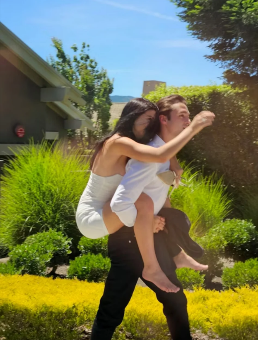  Μπιλ Γκέιτς: Η κόρη του είναι ζευγάρι με τον εγγονό του Πολ ΜακΚάρτνεϊ - Δείτε φωτογραφίες