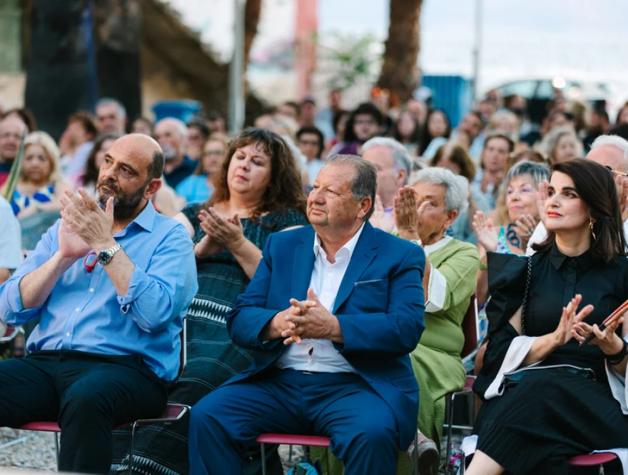 Αλεξάντερ Πέιν - Καρυοφυλλιά Καραμπέτη: Στην Τελετή Λήξης του Κινηματογραφικού Φεστιβάλ Αιγίου