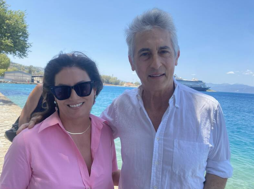 Αλεξάντερ Πέιν - Καρυοφυλλιά Καραμπέτη: Στην Τελετή Λήξης του Κινηματογραφικού Φεστιβάλ Αιγίου