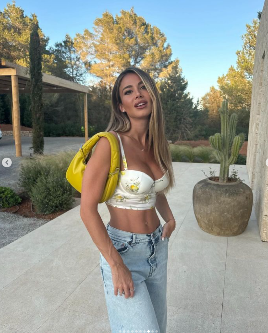 Ντιλέτα Λεότα - Λορίς Κάριους: Διακοπές στην Ιταλία για το νιόπαντρο ζευγάρι - Δείτε φωτογραφίες