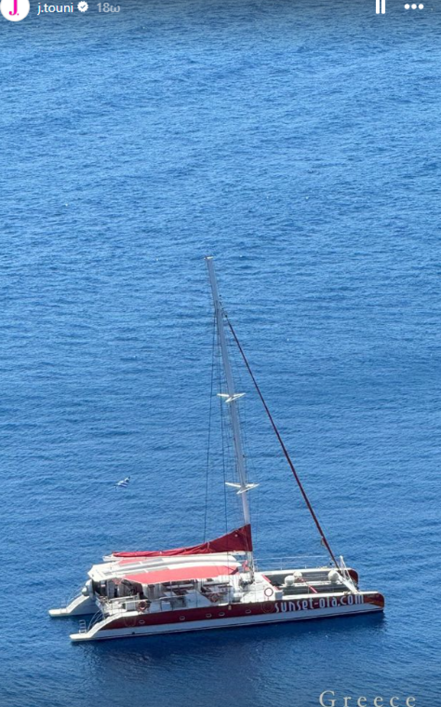 Ιωάννα Τούνη: Πήγε στη Σαντορίνη και γέμισε τα social media με βίντεο και φωτογραφίες