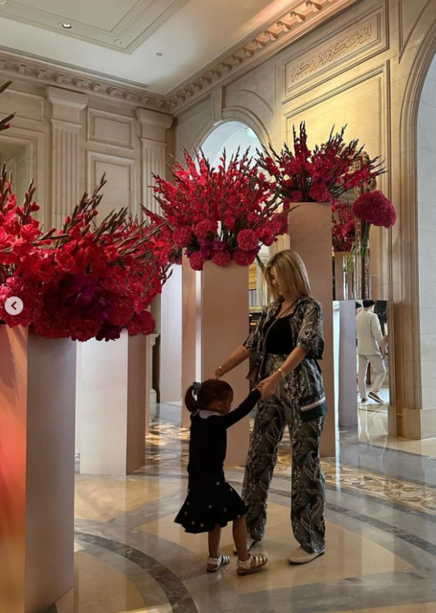 Κώστας Σλούκας - Μαρία Δαρσινού: Πήγαν οικογενειακά στο Παρίσι