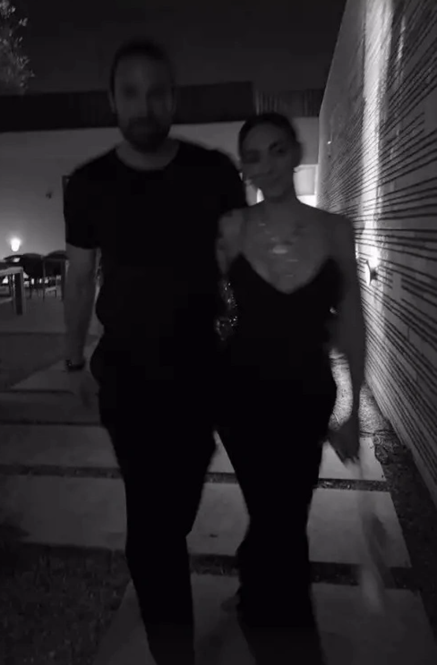 Ευρυδίκη Βαλαβάνη: Φωτογραφίζεται αγκαλιά με τον Γρηγόρη Μόργκαν