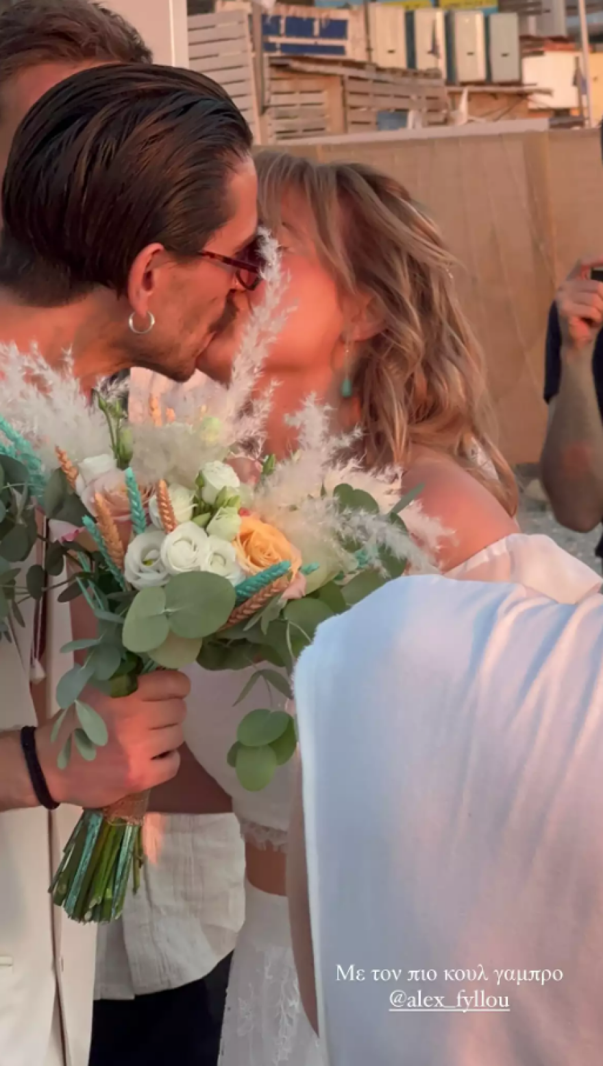 Βέρα Μακρομαρίδου και Αλέξανδρος Παπατριανταφύλλου παντρεύτηκαν ξανά, τρεις μήνες μετά τον πολιτικό τους γάμο