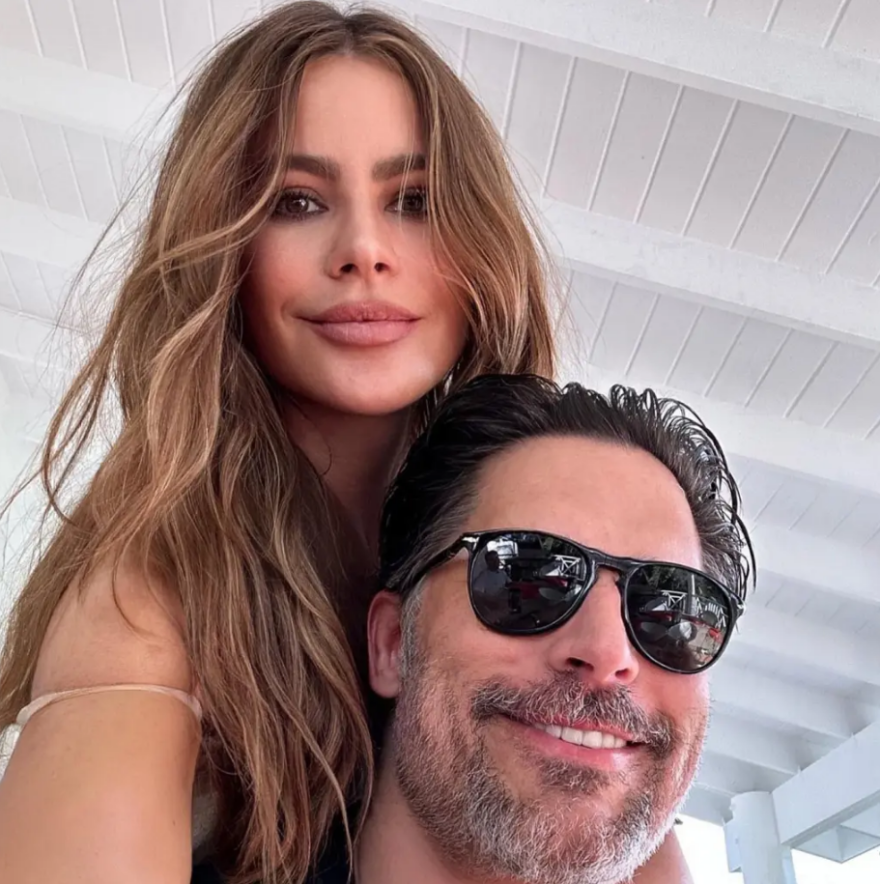 Τζο Μανγκανιέλο: Αρνείται τους ισχυρισμούς της Σοφία Βεργκάρα ότι χώρισαν επειδή εκείνος ήθελε παιδιά 