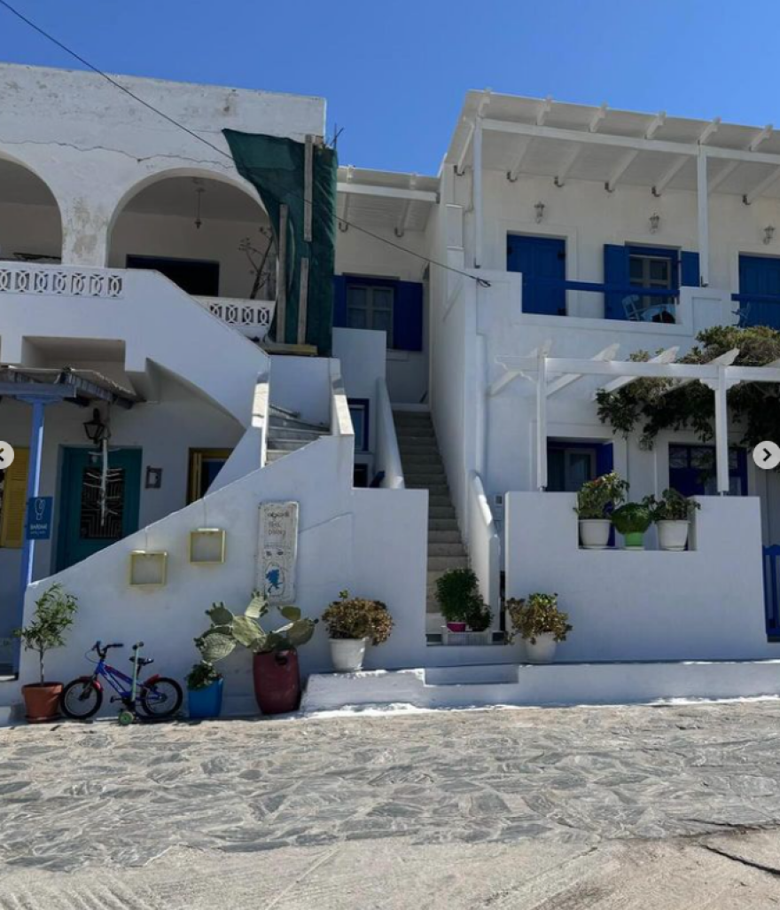 Στέλλα Μακάρτνεϊ: Βρίσκεται στην Ελλάδα και κάνει διακοπές με τη σύζυγο του Σταύρου Νιάρχου, Ντάσα Ζούκοβα