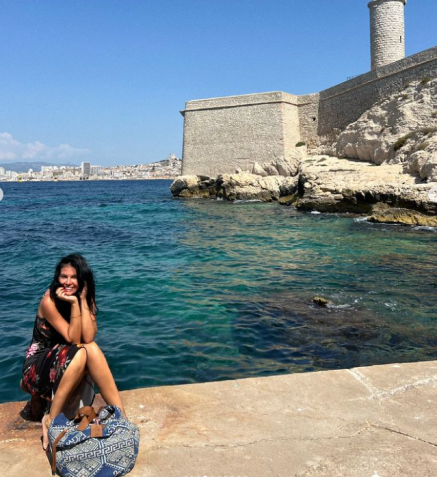 Μαρία Κορινθίου: Συνεχίζει τις διακοπές της στη Γαλλία - Η βόλτα της στη Μασσαλία