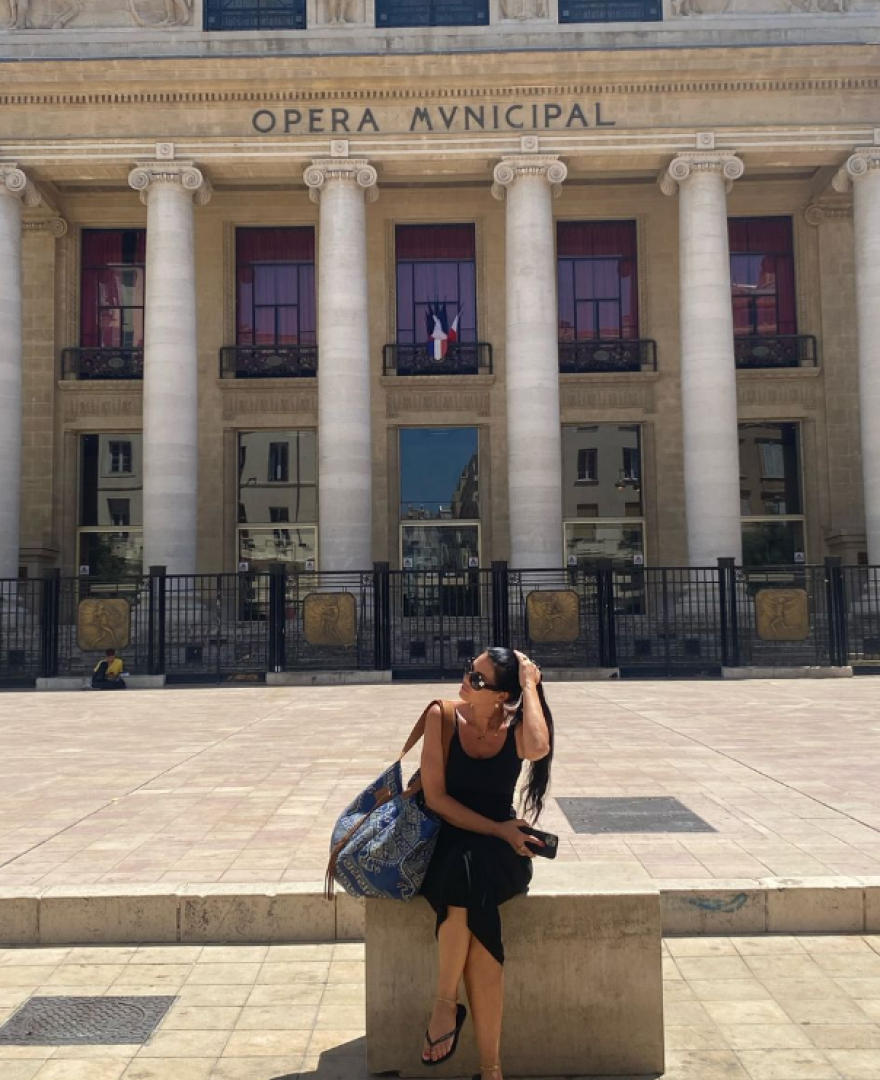 Μαρία Κορινθίου: Συνεχίζει τις διακοπές της στη Γαλλία - Η βόλτα της στη Μασσαλία