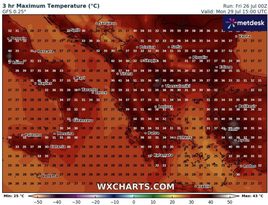 Καιρός: Με 38άρια και ισχυρό μελτέμι το Σαββατοκύριακο - Πώς θα ταξιδέψουν οι αδειούχοι 