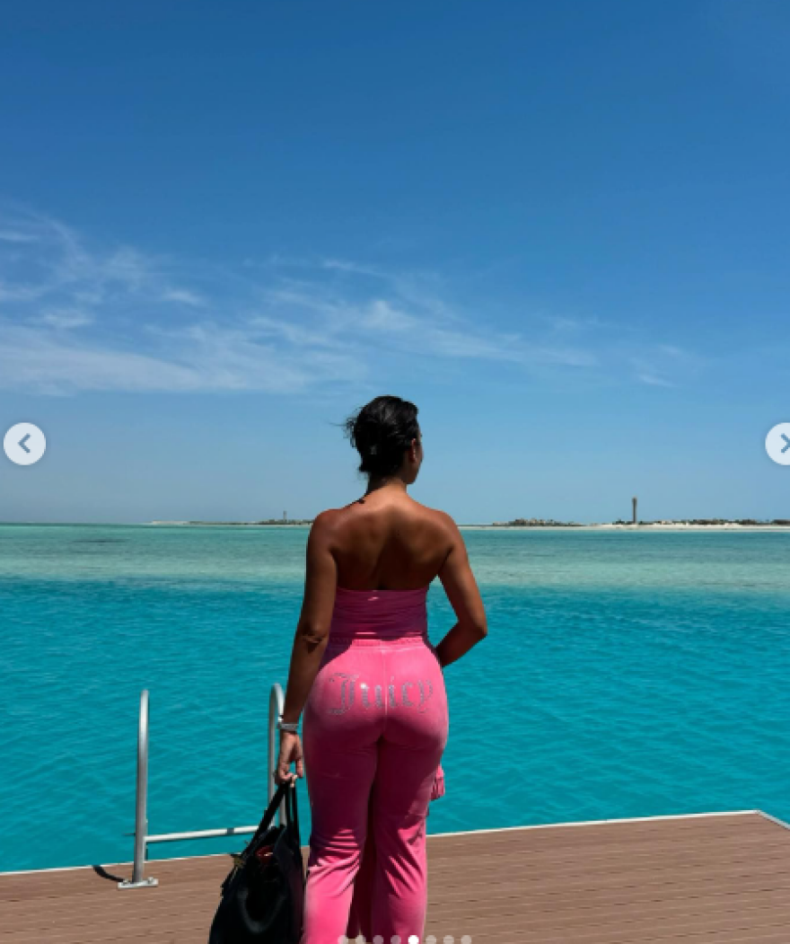 Τζορτζίνα Ροντρίγκεζ: Άλλαξε τελείως την εμφάνισή της ενόψει της τρίτης σεζόν της σειράς της στο Netflix