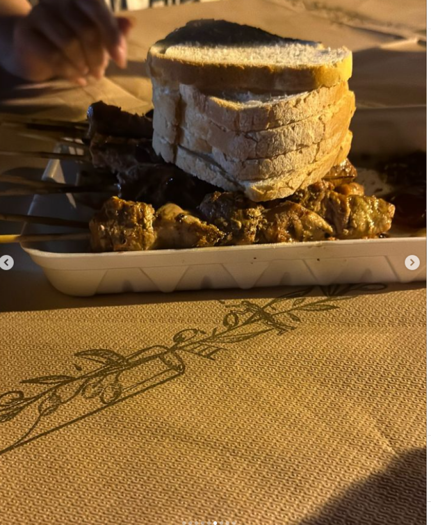 Δανάη Μπάρκα: Φωτογραφίζεται στην εξοχή και αποθεώνει τη Φλώρινα