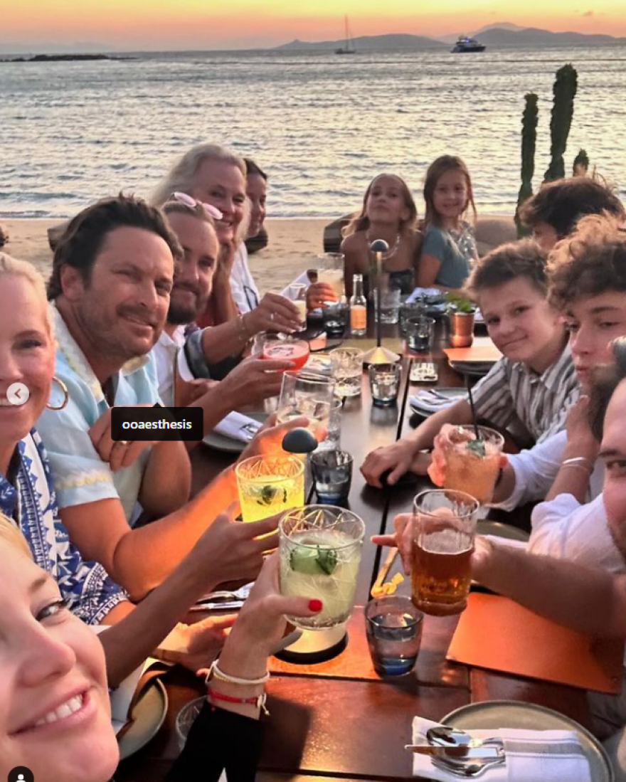 Κέιτ Χάντσον: Ξέρετε πόσο αγαπάω την Ελλάδα, γράφει στο Instagram - Οι φωτογραφίες της από την Αθήνα