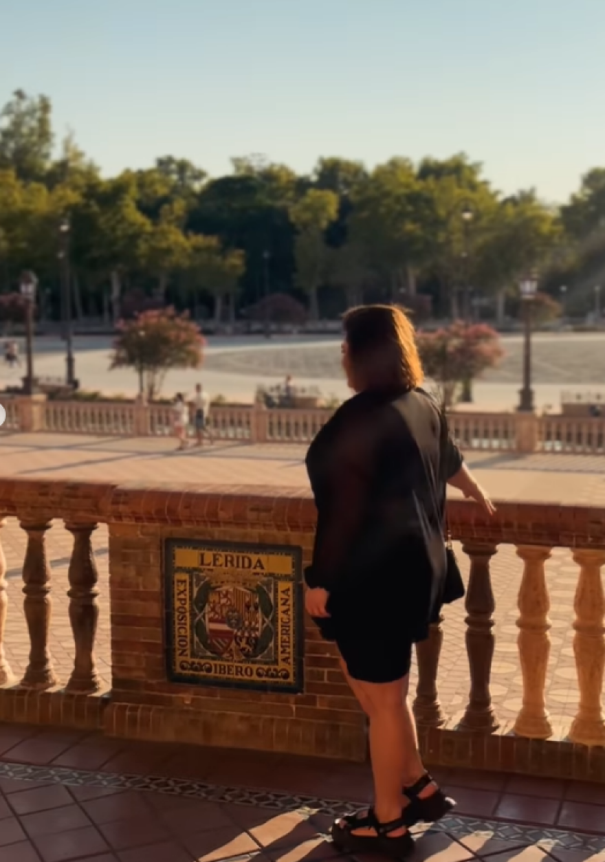 Δανάη Μπάρκα: Ανάρτησε νέες φωτογραφίες από την Ισπανία στο Instagram 