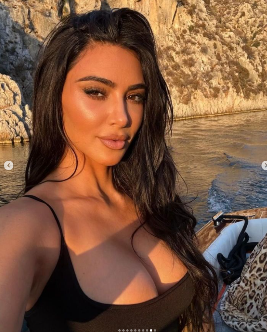 Κιμ Καρντάσιαν: Ανέβασε φωτογραφίες από την Ελλάδα και τις έσβησε μετά από μερικά λεπτά