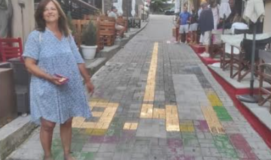 Ολυμπιακοί Αγώνες: Η οικογένεια Τεντόγλου γιόρτασε το χρυσό του Μίλτου στο Παρίσι - Η ιστορία πίσω από τα μπλουζάκια της 