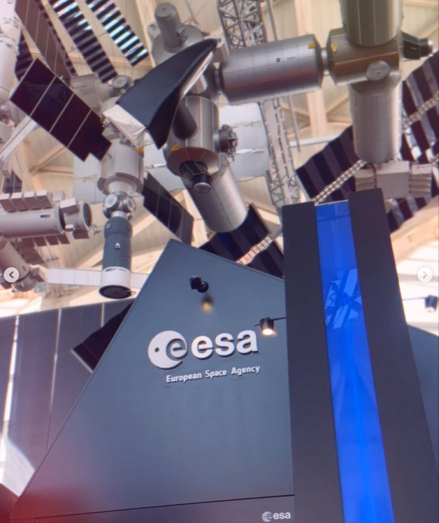 Δανάη Μπάρκα: Συνεχίζει το ταξίδι της στην Ισπανία - Οι φωτογραφίες από τη Βαλένθια