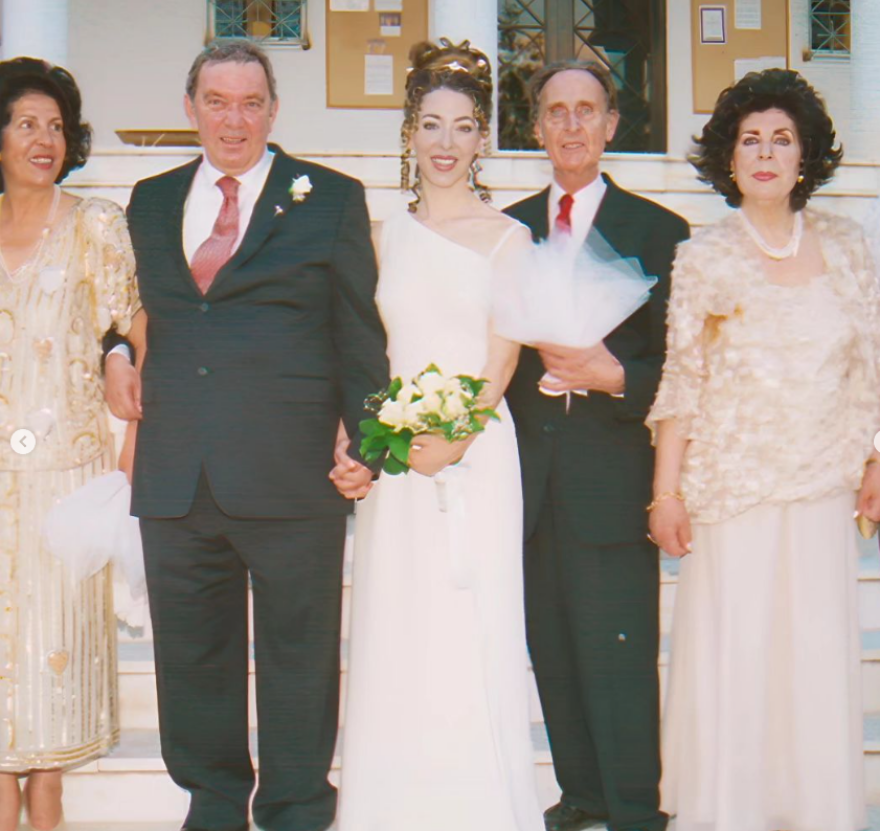 Αλίκη Κατσαβού: Το αντίο στη μητέρα της που πέθανε - Ήσουν η θεά μου, γράφει