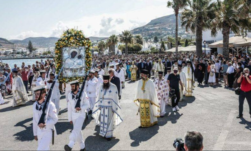 Ο εορτασμός του Δεκαπενταύγουστου στην Ελλάδα - Βίντεο και φωτογραφίες 
